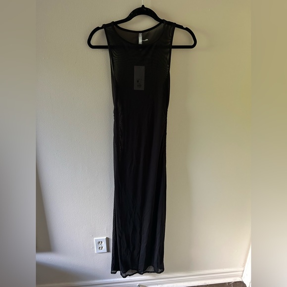 Bathing Suit Coverup - Picture 5 of 5